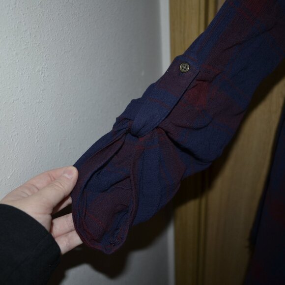 Knox Rose Plaid Fringe Red & Navy Blue Open Cardigan - Picture 8 of 10